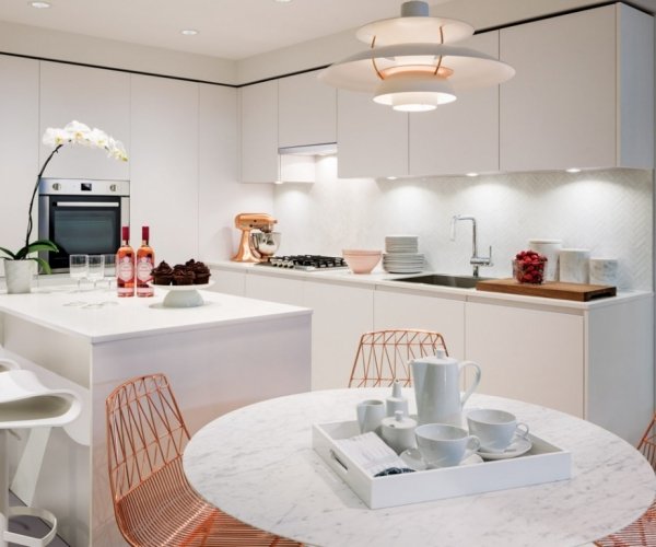 homes-hero-gallery-kitchen-peral-white-1474x808