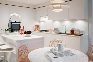 homes-hero-gallery-kitchen-peral-white-1474x808